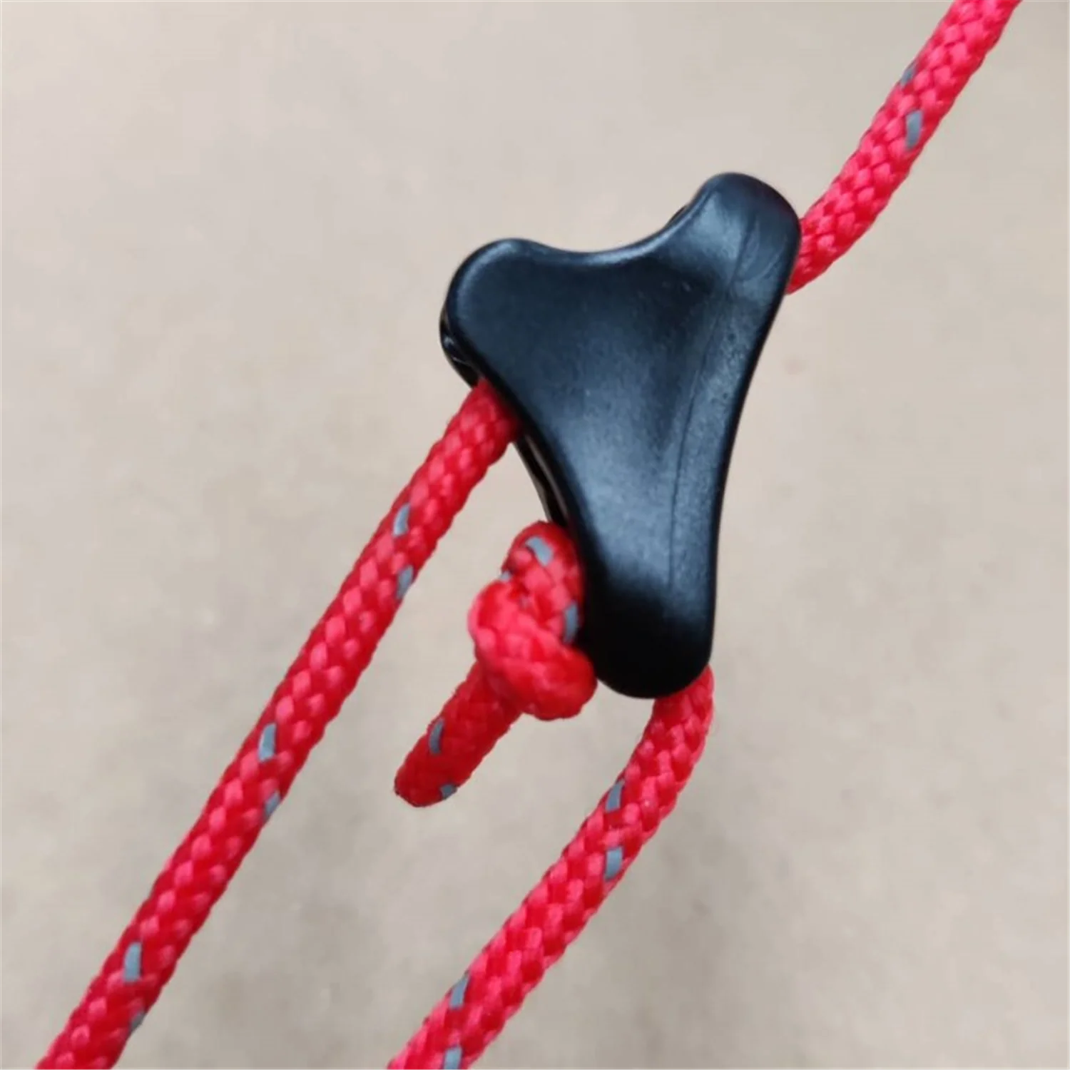 Orson Triangle Tensioner For 4-5mm Guy Rope - 10 Pack - Image 2